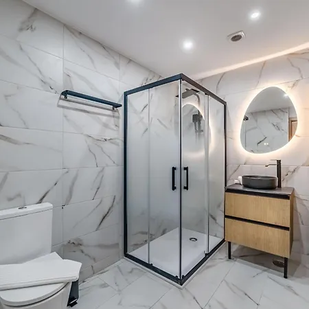 Paraiso Ocean Breeze Superior 아데제